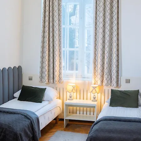 Dom Zachariasza Zappio Hostel